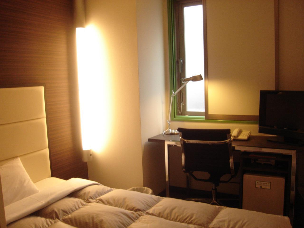 R&B Hotel Otsuka Eki Kitaguchi - Vacation Stay 40488V Tōkyō Extérieur photo